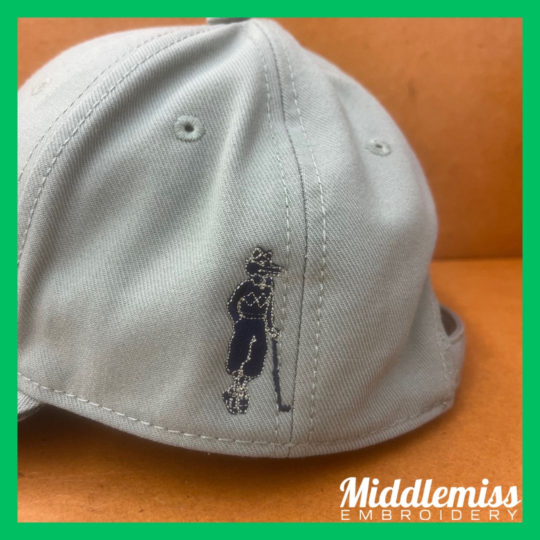 MiddlemissEmb's tweet photo. The distinctive logo of @FoxhillsSurrey has been stylishly embroidered onto these J.Lindeberg caps, with the colour perfectly complementing the cap's detailing. 

Perfect for the upcoming sunshine. 

#middlemissembroidery #embroidery #jlindeberg #foxhills https://t.co/xDUNFTtCQb
