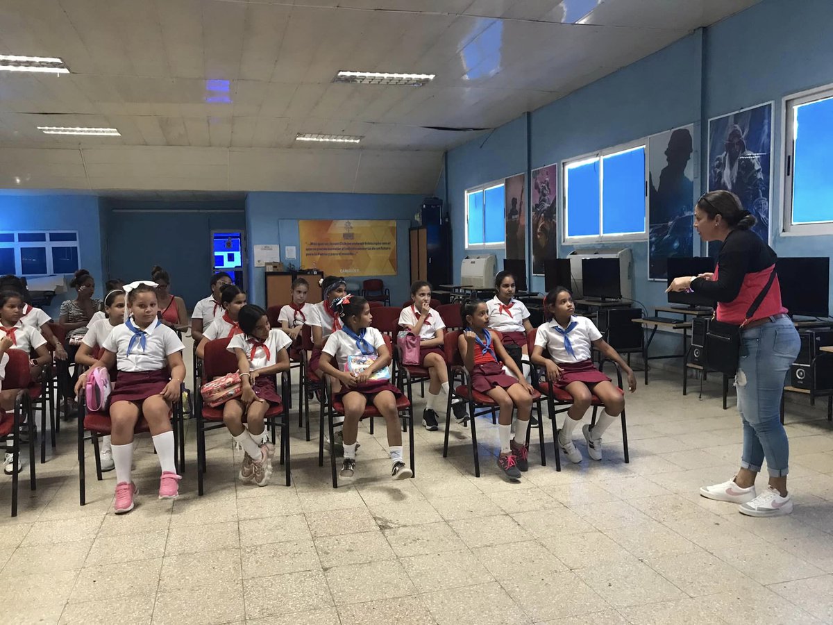 lorenzanazamora's tweet photo. #JovenClubCuba desarrolla actividades provinciales en   saludo al Día Internacional de las Niñas en las TICs.

#JovenClubTeConecta
#JovenClubInformatiza
#NiñasenlasTIC
#VamosXTodo https://t.co/jrRnAKKjdx