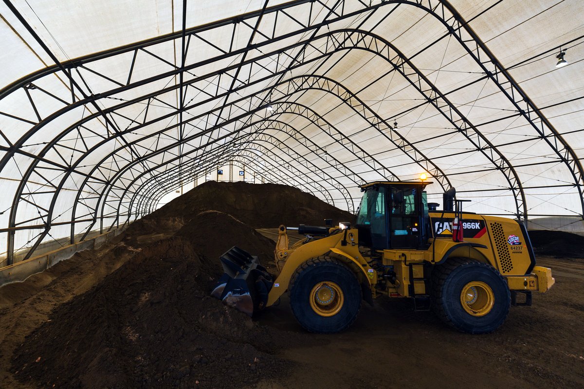 LedcorCareers's tweet image. Did you know our #HighwayMaintenance team recently won the 2023 Environmental Achievement Award from @ConstructionCAN? 

Join our award-winning team in Alberta as an Operator today: ow.ly/EkpU50RlIlJ #AlbertaJobs