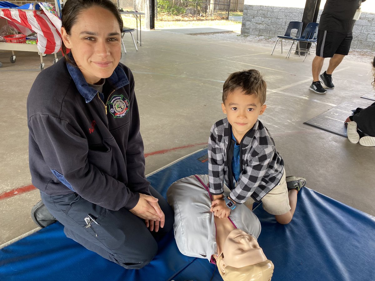 Teaching hands-only #CPR at Keeth Elementary in partnership with @AmericanHeartFL & @HCAhealthcare