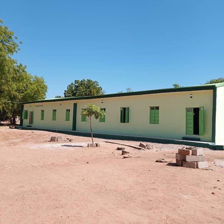 This is how GGSS (WTC) Kaltungo, which was completed since 2020, now looks. When the school was given a new look in 2020, the Principal and staff of the school described it as the first ever government intervention the school received. The school now functions smoothly.