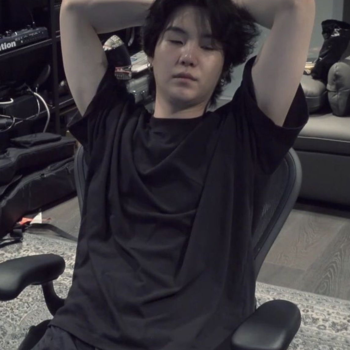 hourIysuga's tweet photo. https://t.co/0zrobRxEyy