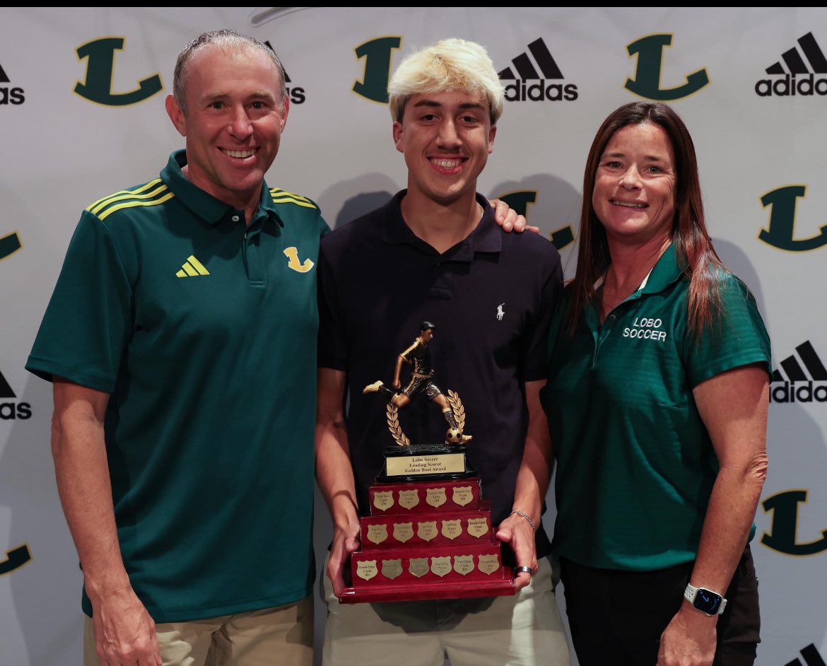 margaret fenet wright tweet media