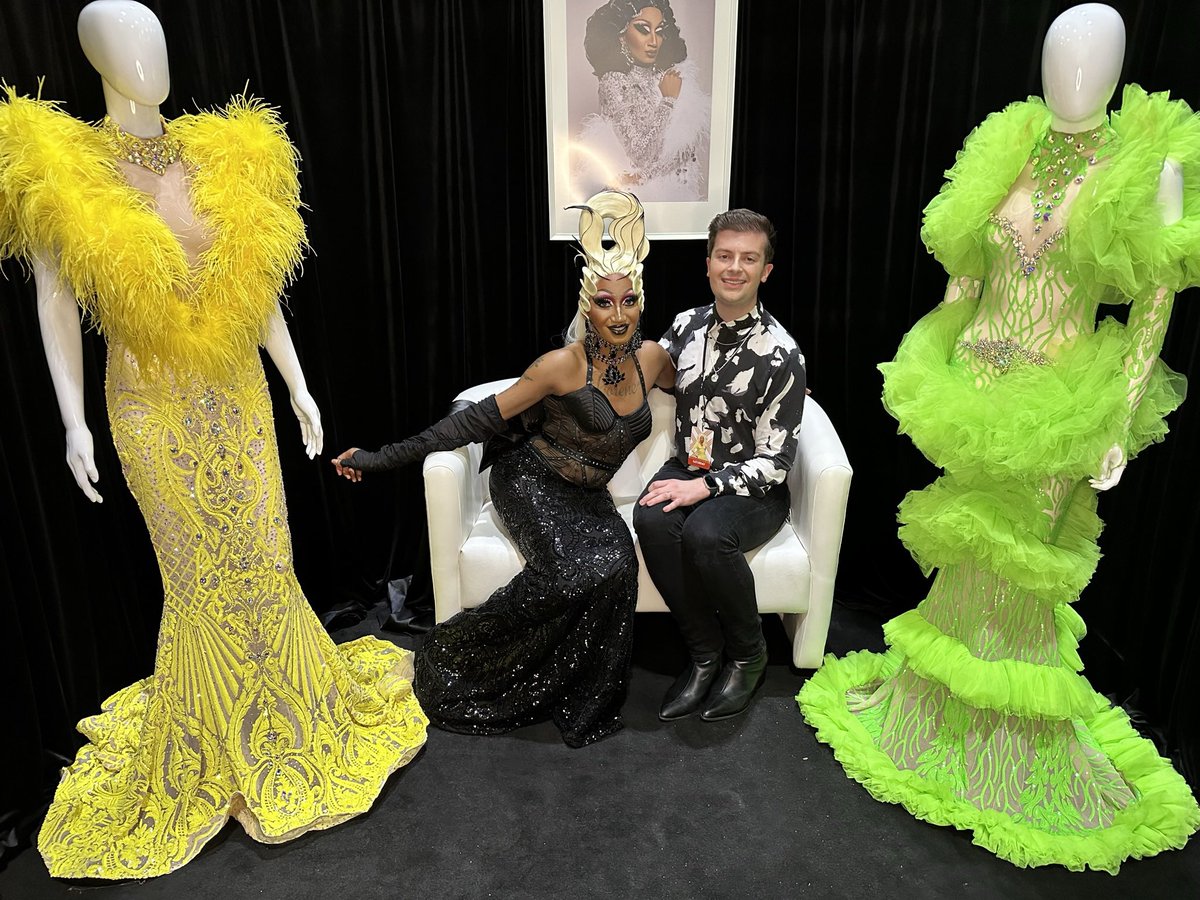 OliverBennett27's tweet photo. Rooting for my girl @Angeriavm on #AllStars She’s about to tell you something you UG-U-LY b*tch . Get em girl your promo look is stunnnnnning! https://t.co/lL73SeCowC