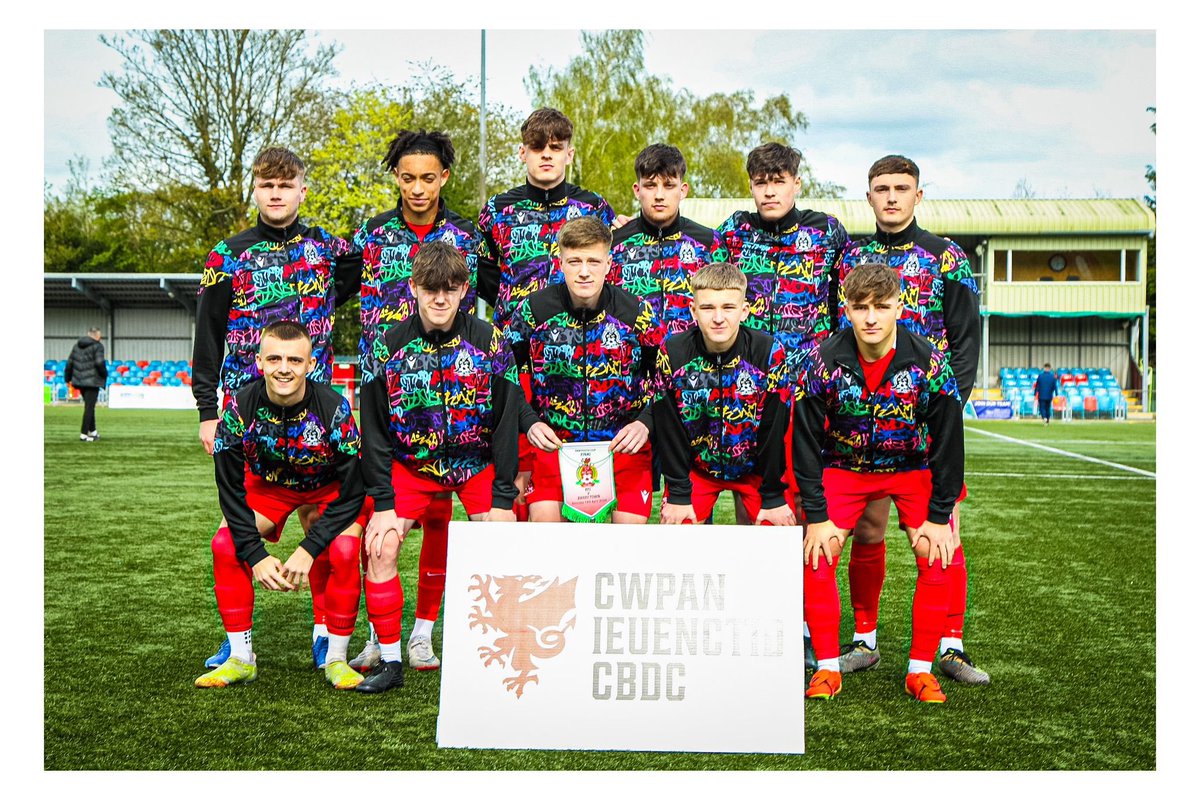 Our u19s travel to play league winnners @HCAFCAcademy this evening in their penultimate league game, been some season securing runners up as defending champions and winning the @FAWales youth cup for the first ever time in the clubs history! Safe journey to all #IAmRed #ProudClub