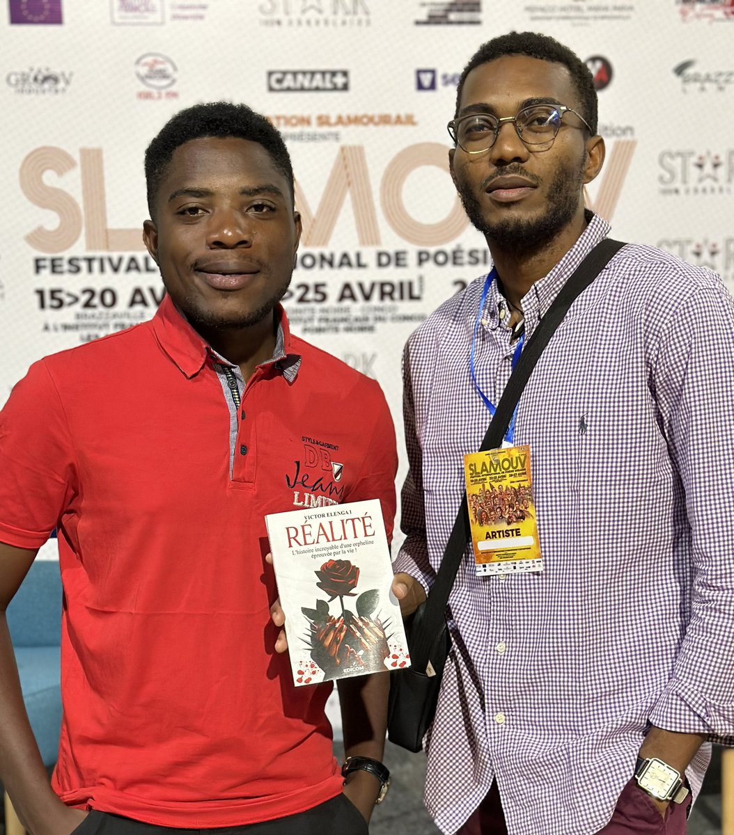 mrflex_blo's tweet photo. Le magnifique roman de ma star El-Daniel off ,
intitulé « Réalité », est toujours disponible sur commande. N'hésitez pas, chère famille congolaise, à vous le procurer. 🇨🇬🙌 #Congo https://t.co/gcZWHOUPTT