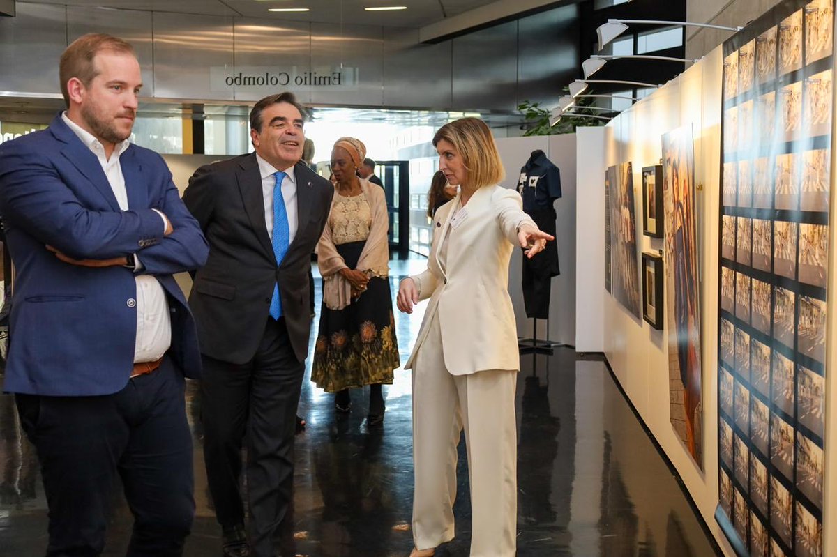 MargSchinas tweet picture