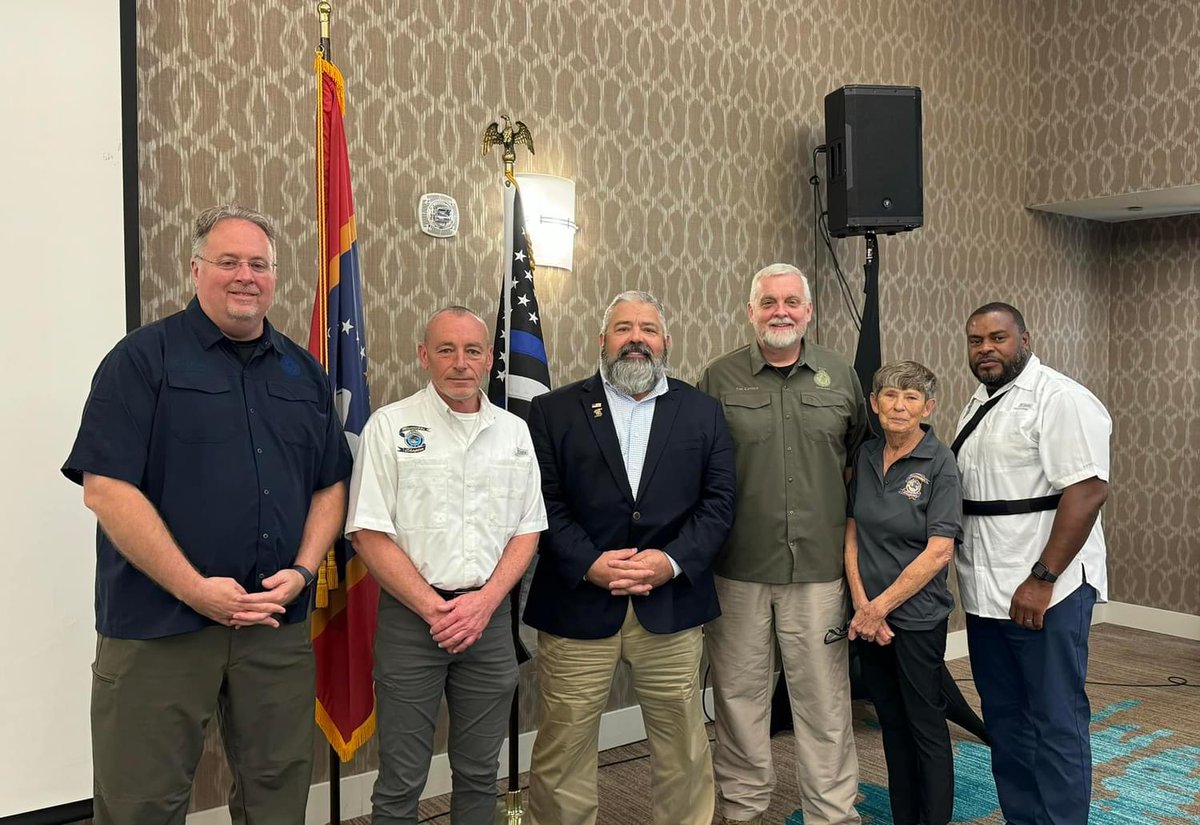 FBINAAQuantico's tweet photo. 1st Vice President Craig Petersen and Section III Rep Tim Cannon attended the Mississippi Chapter Spring Retrainer. Thank you to their chapter for a wonderful event and hospitality! #FBINAA #MSChapter https://t.co/e8SftvhMER