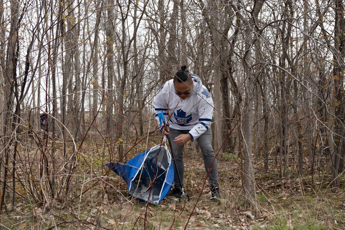 1/2 Today, #AjaxCouncil cleaned up the area around Rossland and Harwood Ave. as a part of the Spring Clean-Up Challenge and #GLD programming, which was a great success! 👏🚮
 
The community can get involved in Ajax Green Living Days as well!💚