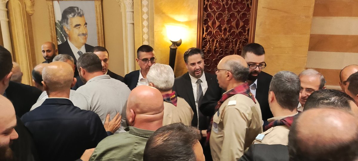 Ali Troop Beirut (@alitroopbey) on Twitter photo قدم وفد من جمعية الكشاف المسلم في لبنان برئاسة مفوض بيروت القائد محمود ماضي واعضاء من المفوضية العامة وقادة من مفوضية بيروت التعازي بوفاة الحاج مصطفى الحريري في بيت الوسط في مدينة بيروت .
<a href="/saadhariri/">Saad Hariri</a>
<a href="/bahaa_hariri_/">Bahaa Rafik Hariri</a>
<a href="/AhmadElHariri/">Ahmad El Hariri</a>
<a href="/MuslimScout/">Muslim Scout Assoc. of Lebanon</a>
#Scouts
#muslimscouts
#الكشاف_المسلم قدم وفد من جمعية الكشاف المسلم في لبنان برئاسة مفوض بيروت القائد محمود ماضي واعضاء من المفوضية العامة وقادة من مفوضية بيروت التعازي بوفاة الحاج مصطفى الحريري في بيت الوسط في مدينة بيروت .
<a href="/saadhariri/">Saad Hariri</a>
<a href="/bahaa_hariri_/">Bahaa Rafik Hariri</a>
<a href="/AhmadElHariri/">Ahmad El Hariri</a>
<a href="/MuslimScout/">Muslim Scout Assoc. of Lebanon</a>
#Scouts
#muslimscouts
#الكشاف_المسلم