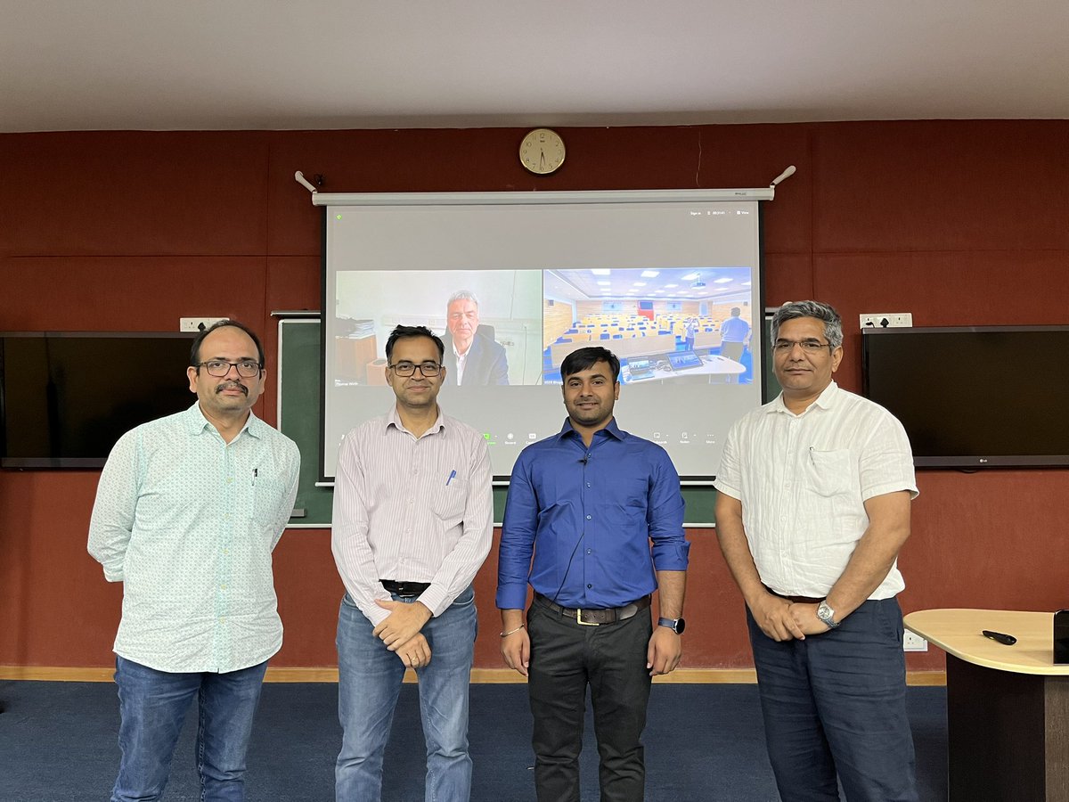 Congratulations to @raushanjha2012 for defending his PhD thesis and becoming 14th doctoral student 🎓 from @organochalcogen Lab ✨ Wishing him best for his future endeavours ✌️Also thanks to Professor Thomas Wirth (@cardiffuni ) for conducting his PhD viva-voce.

#phd #research