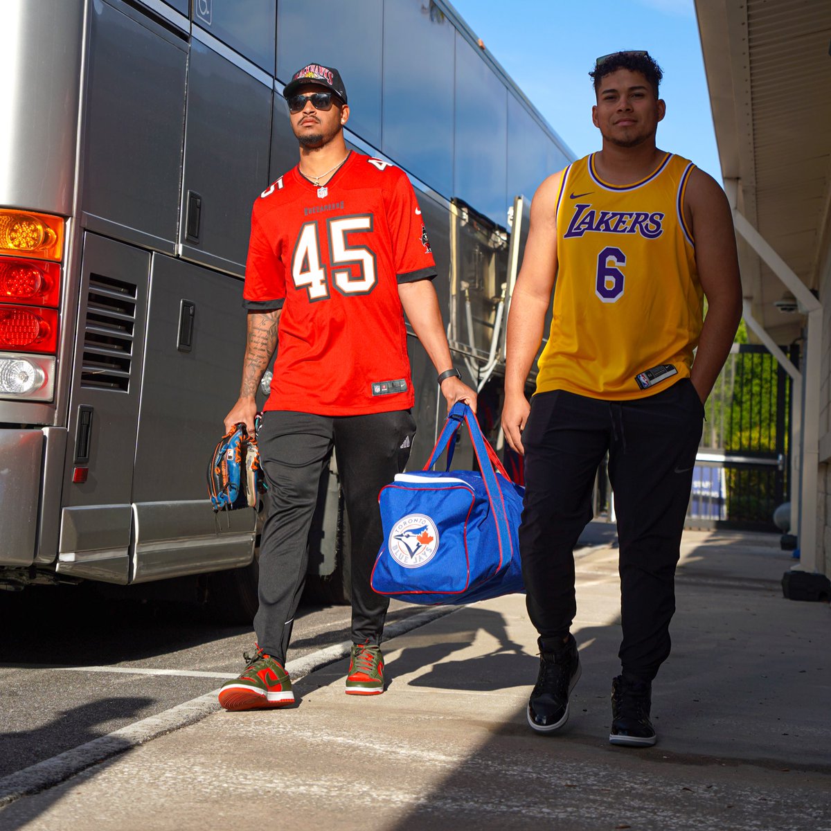 DunedinBlueJays's tweet photo. New week. New series.🔥

This week, we’re hitting the road to Jupiter for our series against the Hammerheads thanks to Academy Bus.  #OnTheRoad https://t.co/TLcBRYrnWB