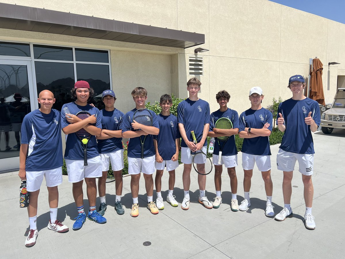 CoachRuiz75's tweet photo. #LQBoysTennis about to do battle at the #DELFinals Good Luck! #TheBlackhawkWay #LQPride https://t.co/qy9p5YzNGk