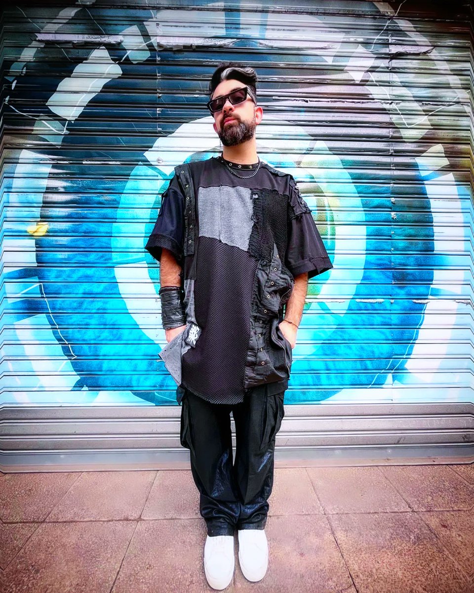 mrandroidemusic's tweet photo. Hi🫰👽 
This is a colab with #badpink https://t.co/yHOwXghaJc