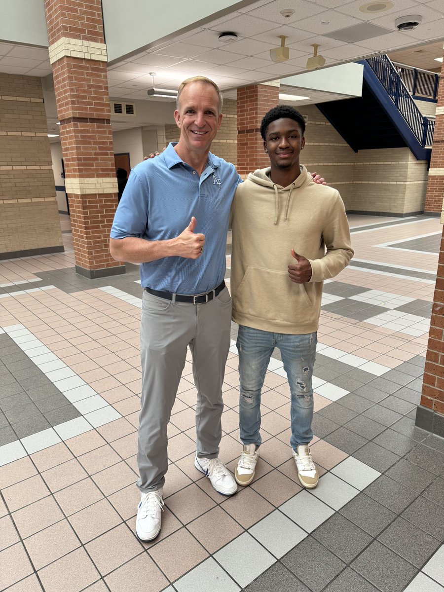 Jarvis Bright (@jarvisbright__) on Twitter photo Thanks <a href="/CoachLobotzke/">Steed Lobotzke</a> for visiting and having a talk with me.
<a href="/coachshanle/">Andrew Shanle</a> <a href="/CoachSaracene/">Bryce Saracene</a> Thanks <a href="/CoachLobotzke/">Steed Lobotzke</a> for visiting and having a talk with me.
<a href="/coachshanle/">Andrew Shanle</a> <a href="/CoachSaracene/">Bryce Saracene</a>