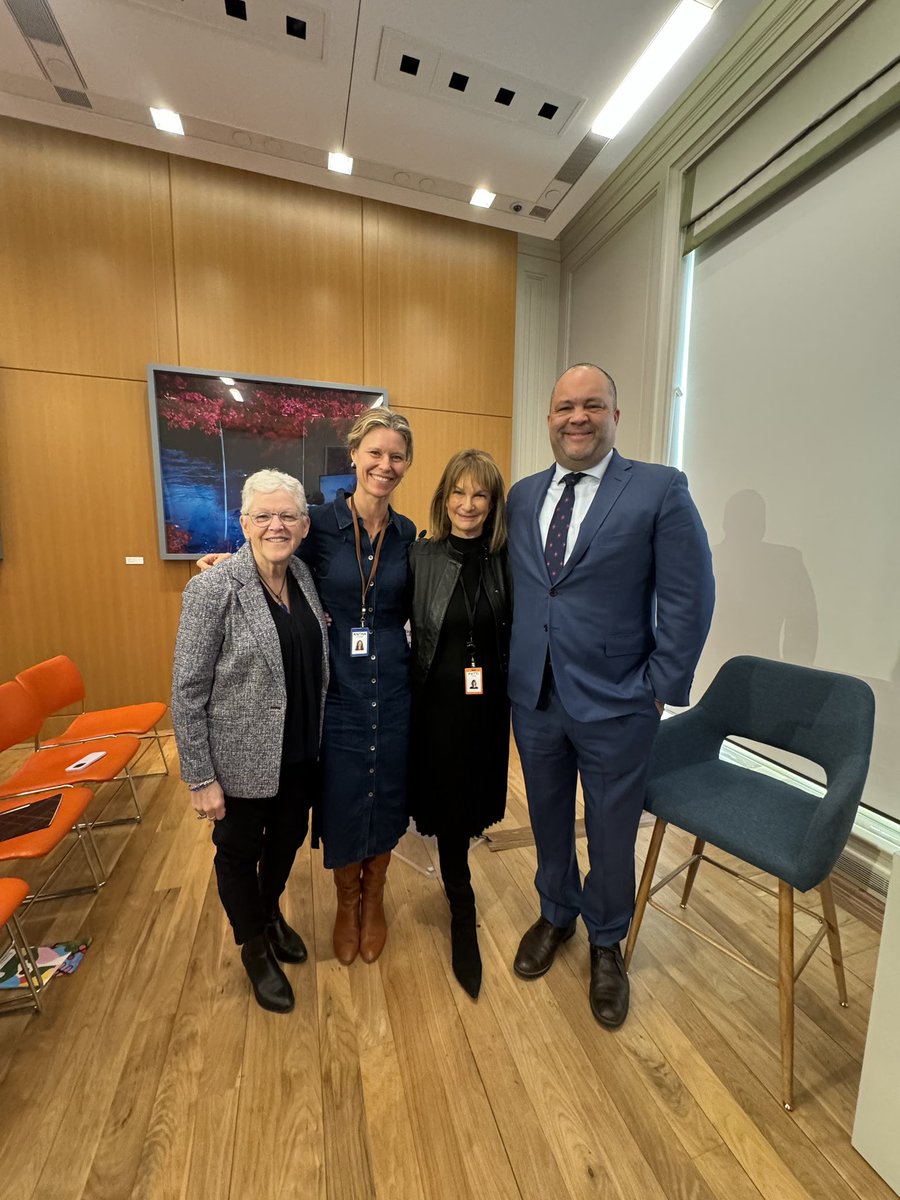 It was a joy and an honor to wrap-up Earth Day by joining Gina McCarthy, @anthawilliams, and @PattiHarris this morning at @bloombergdotorg to discuss the historic work moving America beyond coal!