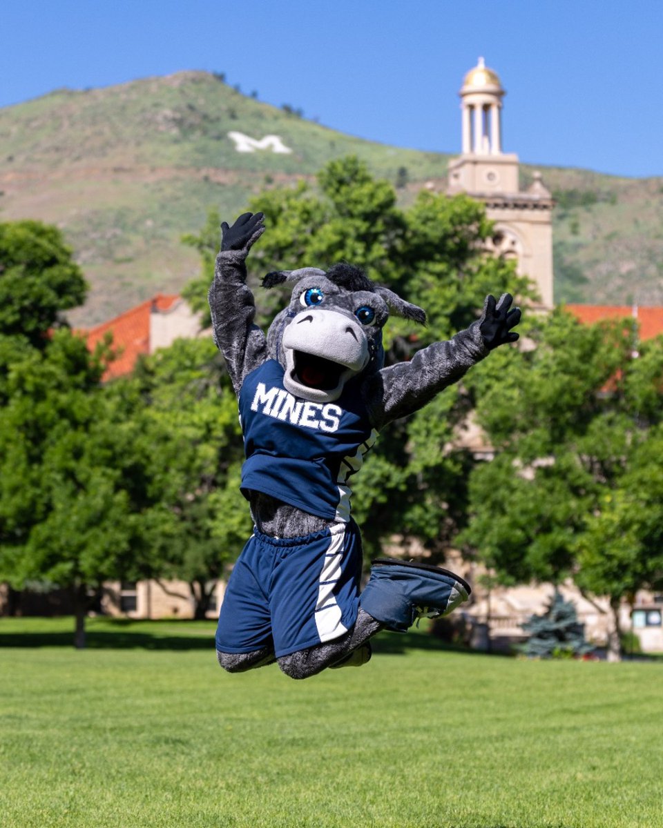 Blaster's got some news for #FutureOrediggers! We've extended the commitment deadline for first-year students to MAY 15! Visit your applicant portal to submit your deposit and start your journey to Mines!