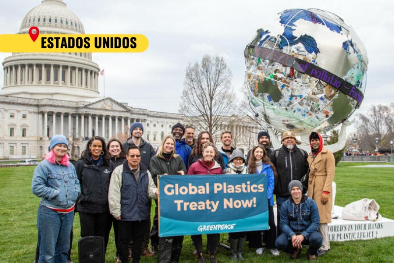 En todo el mundo, la gente alza la voz por un Tratado Global de Plásticos ambicioso que termine con esta crisis.💪 Hoy inician las conversaciones en Ottawa y es hora de que los líderes mundiales escuchen y protejan al planeta.🌍 ¡Súmate a esta exigencia! act.gp/4dd7OZg
