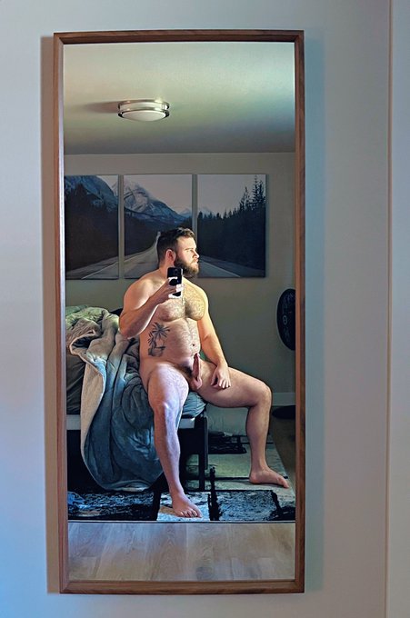 Morning wood https://t.co/FOLYK2JaMW