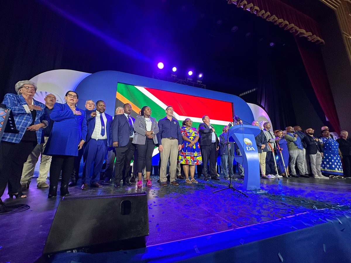 ✅ And that's a wrap! Many thanks to the lekker people of Mangaung! Your excitement clearly showed that you believe in the DA's plans to rescue the Free State. In case you missed this, watch it now on YouTube: youtube.com/live/IV7HI4-UD… #RescueSAtour #RescueSA