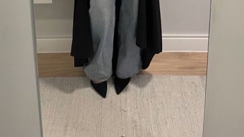 uuuser_c's tweet photo. je commence à kiffer ça la purée retenez moi ma cb m’appelle https://t.co/6eerzxmH7z