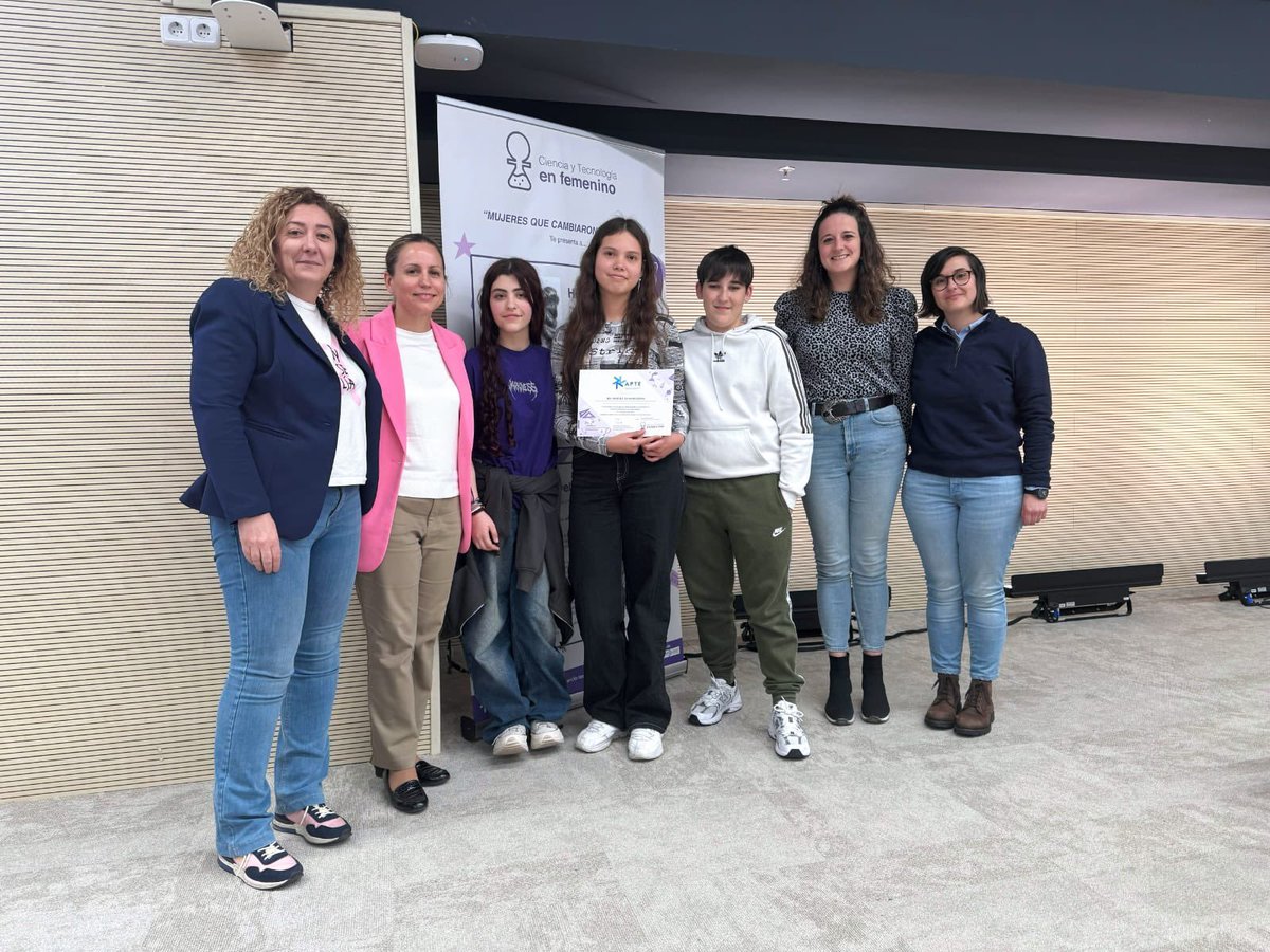 Pctleganes tweet media
