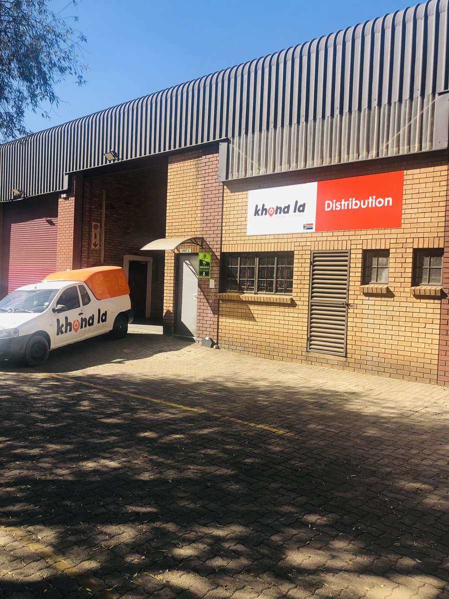 KasiEconomy's tweet photo. Khona La now has a distribution center that will supply their spazas - congrats @TheMxolisi 

Khona La Local Stores is a Network of Township Retail Stores, trading under one brand. https://t.co/0gDM9LTwJZ