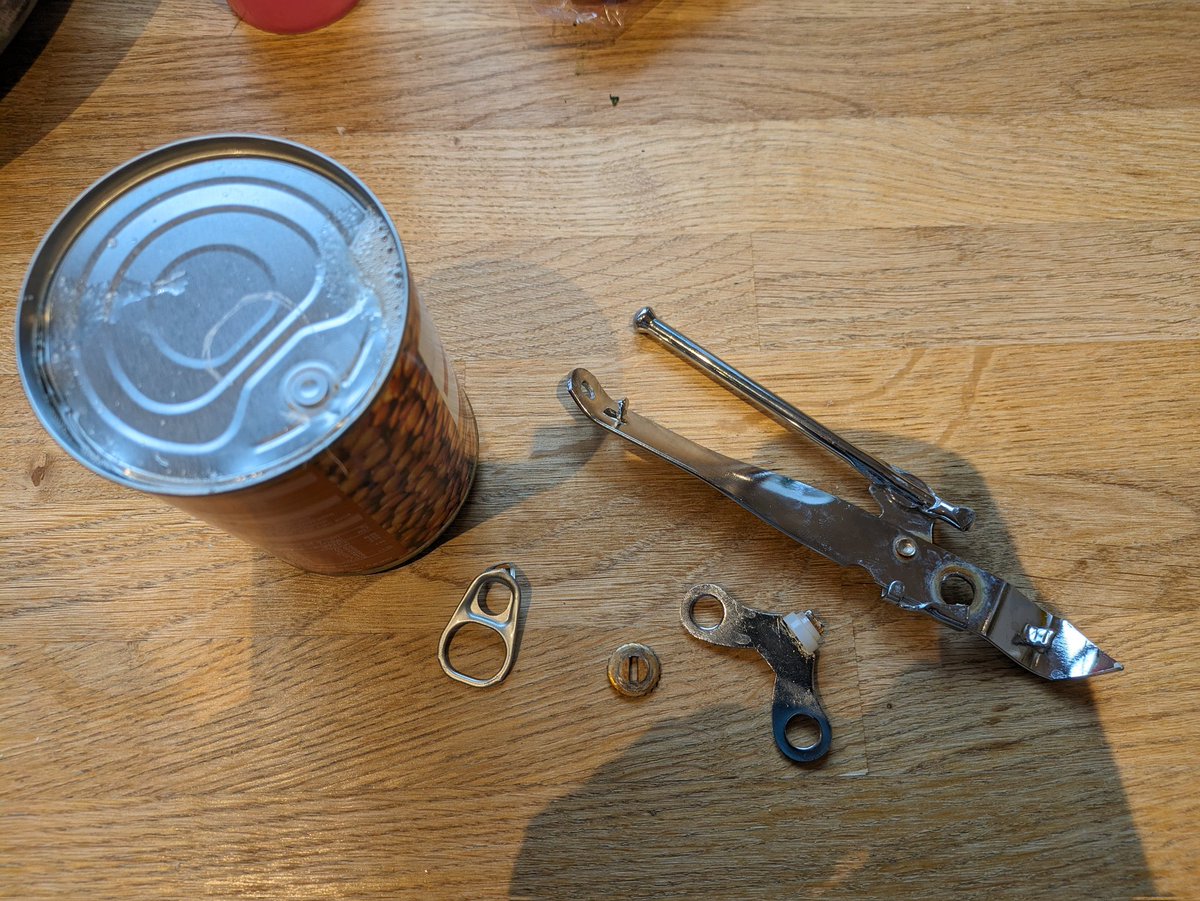 Ring-pull comes off. 'It's ok, I've got a tin opener' Ffs 🤦‍♂️