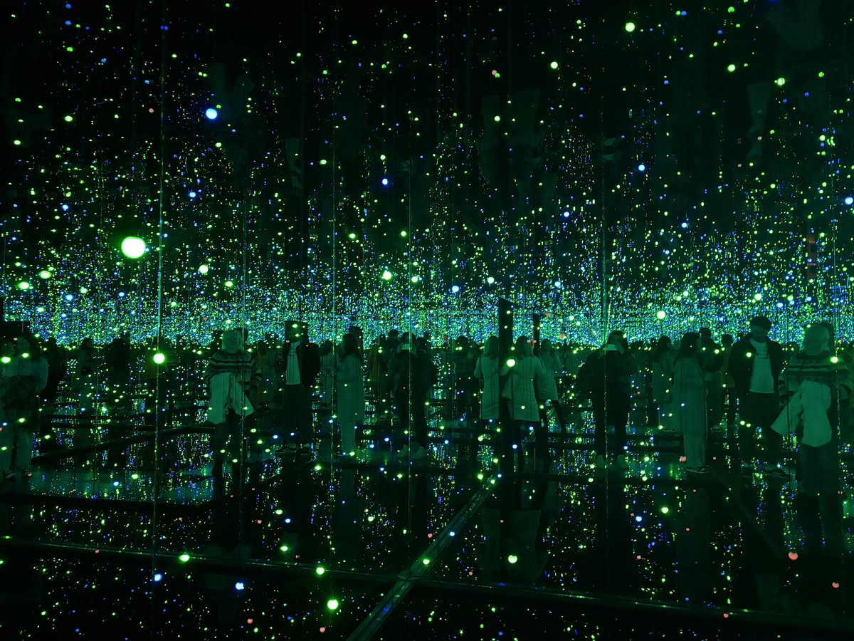 Today I, at last, made it to the Yayoi Kusama: Infinity Mirror Rooms exhibition at @Tate Modern. Just wonderful.