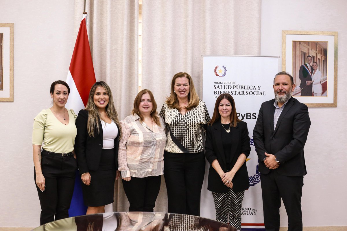 En ese contexto, hoy mantuvimos un encuentro con la Ministra de la @SepreladUIF, Liliana Alcaraz, en su carácter de Coordinadora Ejecutiva del Sistema ALA/CFT, para articular el apoyo del @msaludpy en tan importante evento, en el que participarán delegaciones de 18 países.