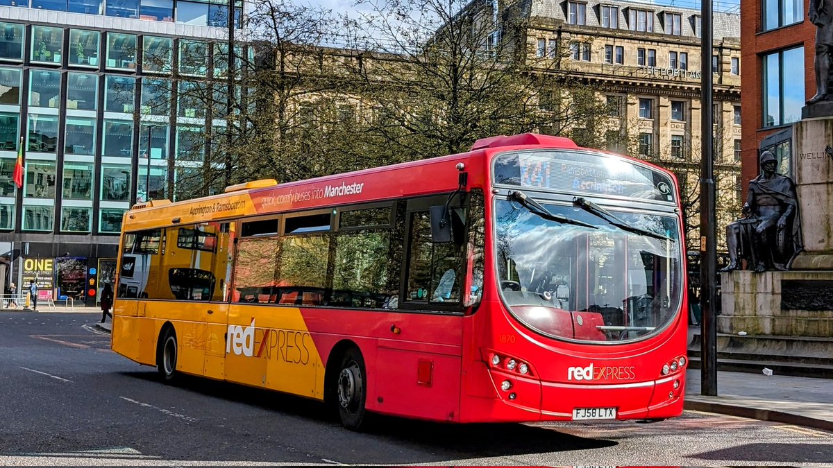 Beaming in the sun 🔥☀️

@blackburnbusco 1870 - FJ58 LTX in #Manchester Piccadilly this afternoon working a #RedExpress X41 service heading to #Ramsbottom then #Accrington.