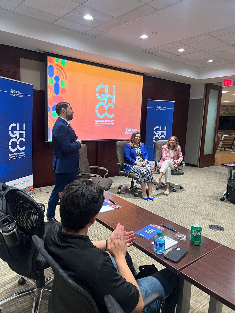 ✨ #GHCC was delighted to welcome SBA's @SBAMarkMadrid and the Hispanic Business Student Association (@hbsatxstate) from Texas State University as they concluded their three-day leadership development journey. 🤝

#FortyIntoTheFuture #HispanicBusiness #HispanicBusinessCommunity