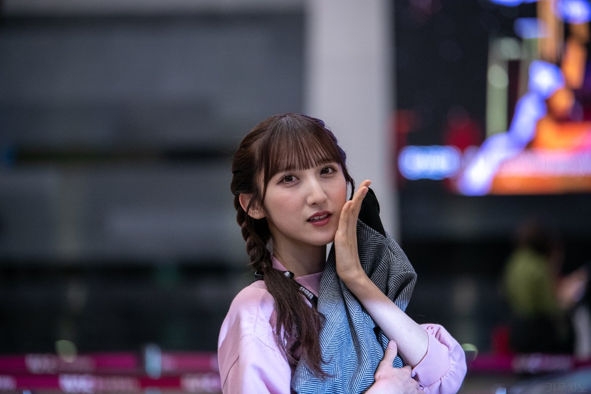 juriya97's tweet photo. 240420 나가토모 아야미 김포공항 출국 #1  
#AKB48 
#長友彩海 #나가토모아야미
@ayamin_112 https://t.co/BEw43XASvm