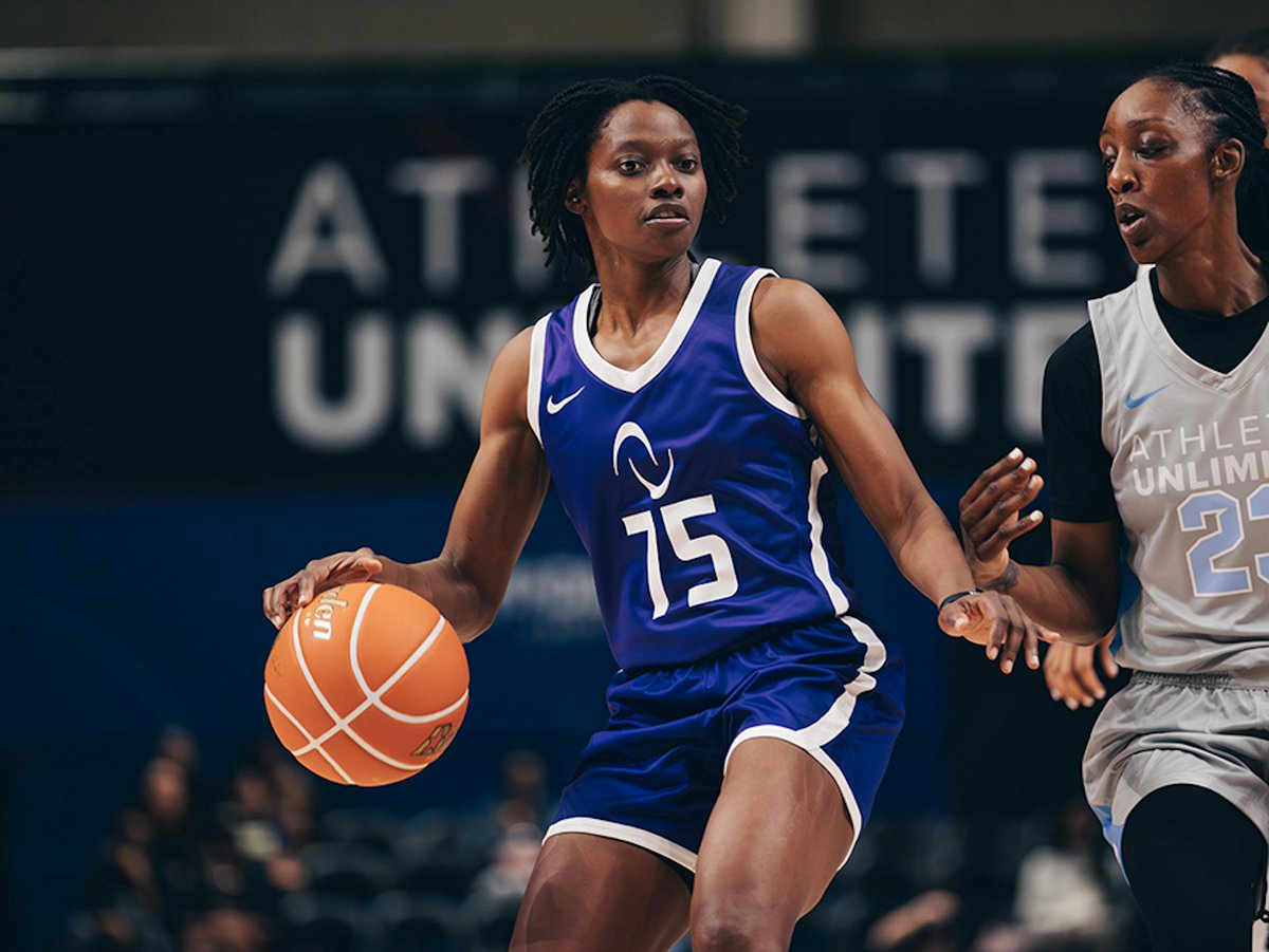 WomensHoops_USA's tweet photo. BREAKING: Air Hearn has been SIGNED to a rookie contract by the Phoenix Mercury! 

Props to @AUProSports for giving Hearn the opportunity to shine at the national level - she is a star!