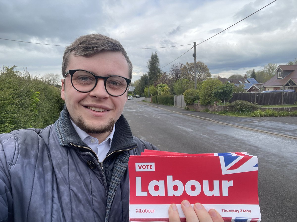 Come rain or shine - you can’t say I’m not dedicated! Leafleting session in #SherborneStJohn this afternoon straight after work!