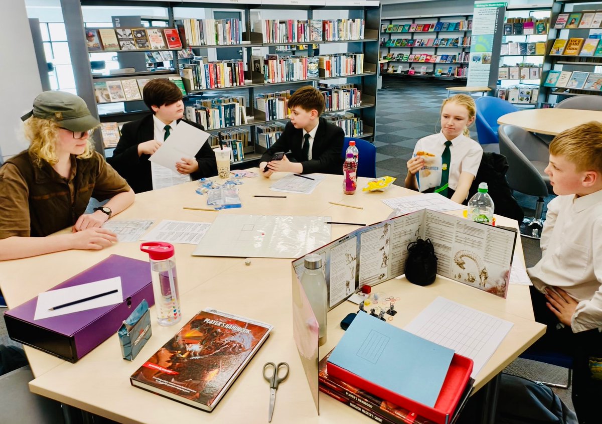 HaltonLibraries's tweet photo. Shout out to our dungeon masters; shapers of the cosmos 🙌 …and to all the stout fighters, mighty magic-users, wily thieves and courageous clerics who made their mark in the magical world of Dungeons &amp; Dragons this afternoon at Halton Lea Library🐉🎲 
KL https://t.co/Xl6VDlEqWw