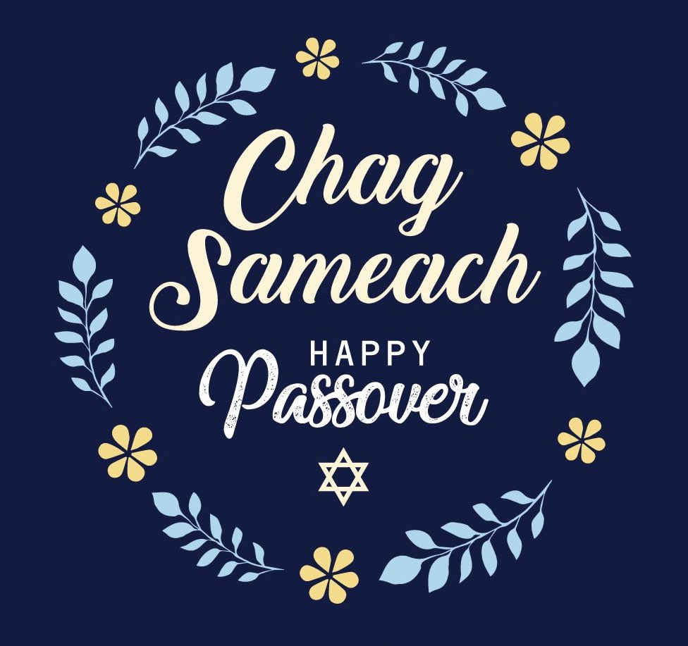 ✡️To our friends celebrating: Wishing you peace and blessing as you celebrate such an important time of renewal. We are keeping you and our friendship in our hearts during this season of blessings. Here’s to a full plate and a happy heart this Passover💙 💙Luna, Zip, Zoë & Mom