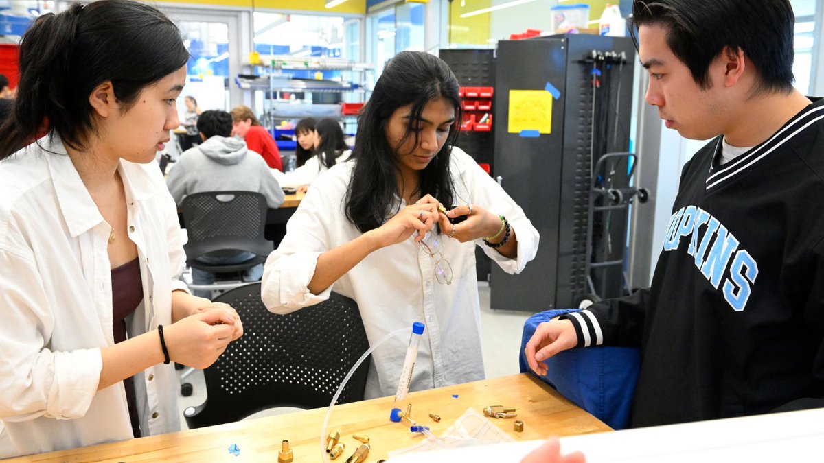 We are one week away from #DesignDay24 and we can't wait to see our design teams' presentations. Register here: tinyurl.com/9927zx7k @HopkinsEngineer #JHUDesignDay24