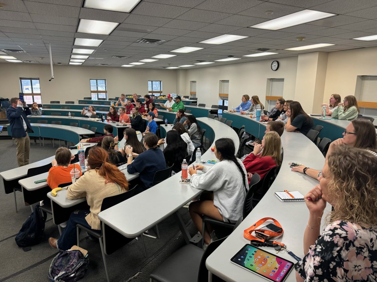 Midland University - Walker School of Education tweet media