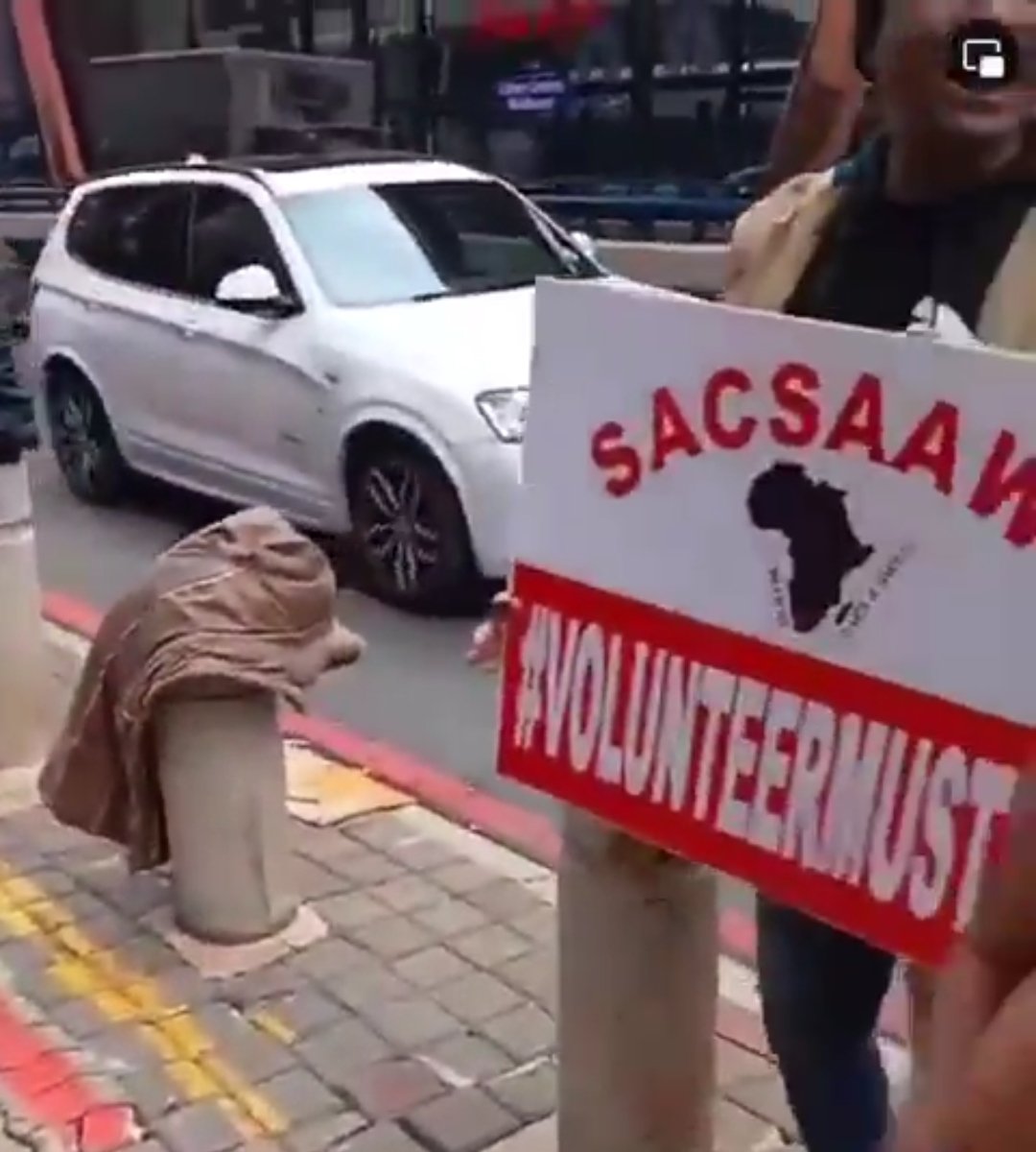 South Africa women workers stripped n@ked and took to the streets to highlight their labour grievances. Watch👇