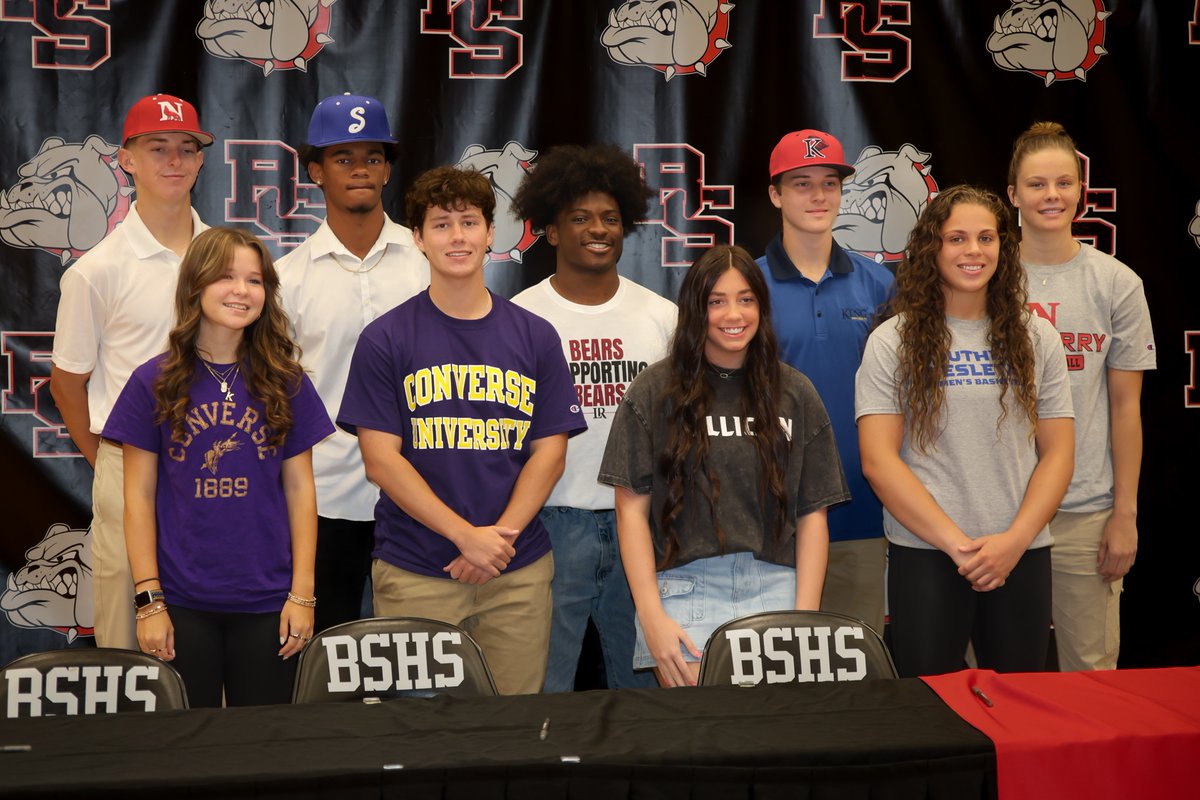 Spartanburg School District 2 (@spartanburgd2) on Twitter photo Congrats to our <a href="/BSHSBulldogs/">Boiling Springs High</a> <a href="/AthleticsBSHS/">BSHS Athletics</a> Student-Athletes that signed to continue their academic/athletic careers at the college level! #2sGotTalent Congrats also to everyone that helped them achieve this milestone. #D2isFamily
facebook.com/SpartanburgD2/… Congrats to our <a href="/BSHSBulldogs/">Boiling Springs High</a> <a href="/AthleticsBSHS/">BSHS Athletics</a> Student-Athletes that signed to continue their academic/athletic careers at the college level! #2sGotTalent Congrats also to everyone that helped them achieve this milestone. #D2isFamily
facebook.com/SpartanburgD2/…