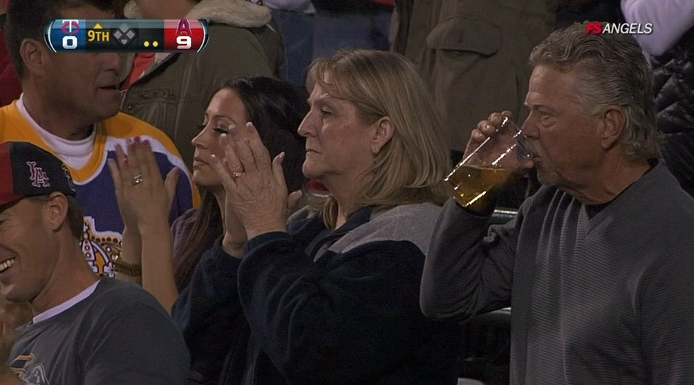 NotArteMoreno's tweet photo. @Weave1036 @LBDirtbags We’ll drink to that. #SoCalLegend https://t.co/SBd0RGWOq8