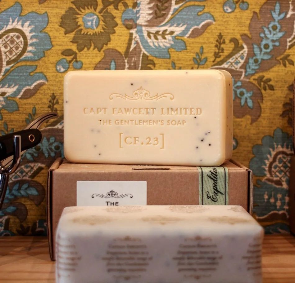 A superb display by Italian Distributors, @original_toiletries The Gentleman's Soap is an elegantly scented Gentleman’s Soap with added Papaver somniferum (opium) poppy seeds to lightly exfoliate the skin with a delightful massaging effect. Carry on...