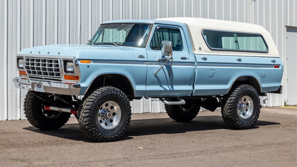 Auction ends Tuesday, April 30th! This four-wheel-drive 1979 Ford F-350 Ranger Regular Cab Styleside pickup is powered by the reportedly original and rebuilt 400cid V8 backed by the reportedly original and rebuilt C-6 three-speed automatic transmission.

l8r.it/CcAl