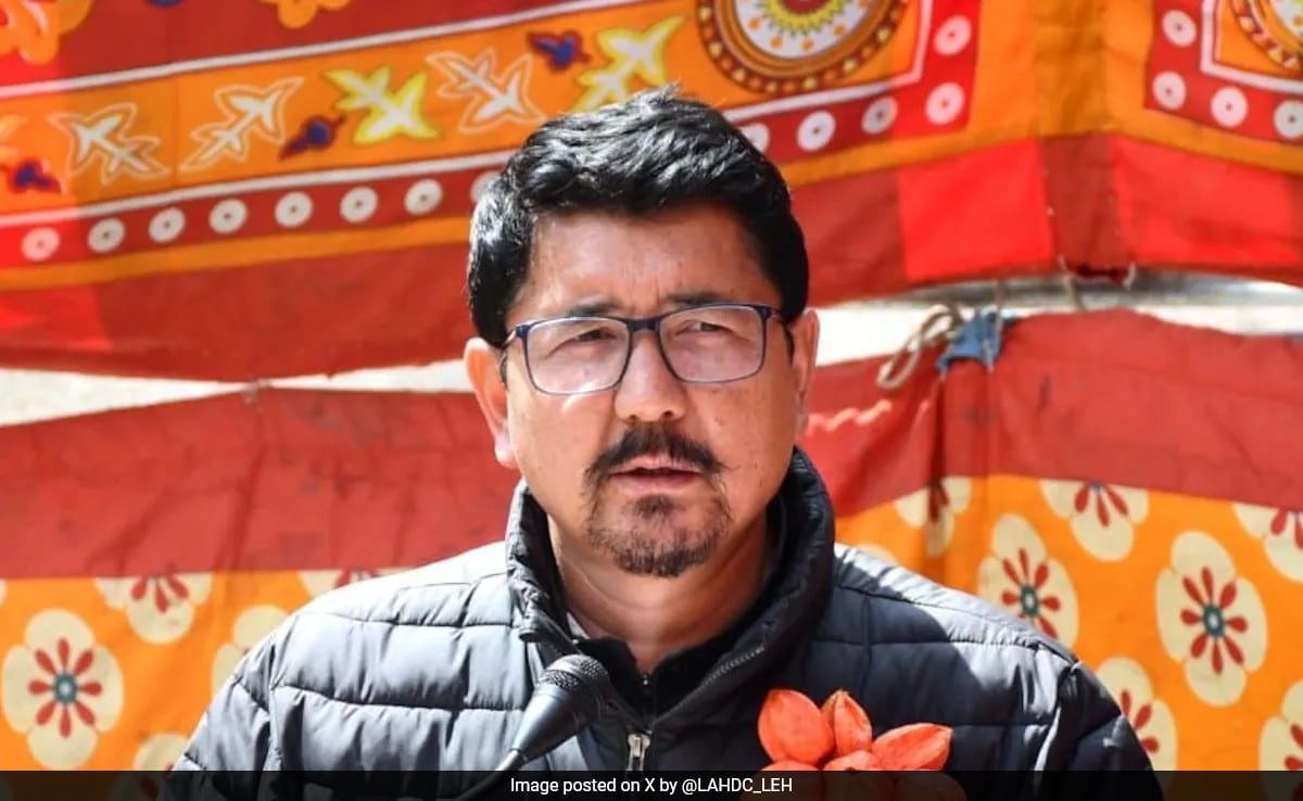 BJP Names Tashi Gyalson As Ladakh Candidate, Drops Sitting MP ndtv.com/india-news/bjp…