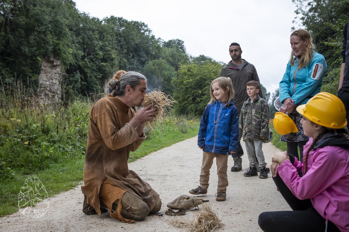 ‘Sparking’ and interest in early humans… I'm fortunate to have a profession with the objectives of inspiring & educating. Moments like this stick in young minds and its vital to use these visual tools in heritage engagement to enthuse the next generation. 📸 @emmalouwynjones