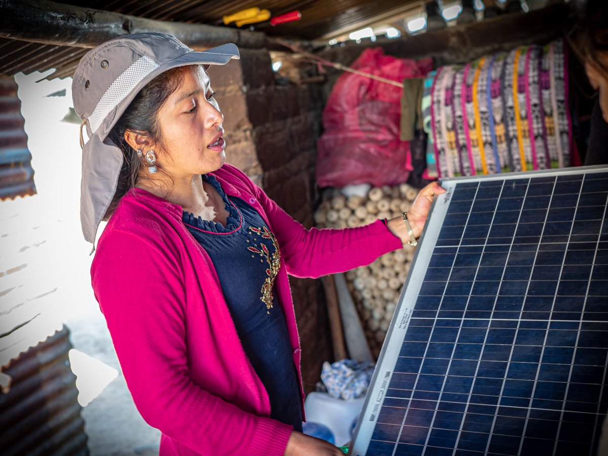 BarefootCollege's tweet photo. Time is running out to #doubleyourimpact through @biggiveorg โs #GreenMatchFund ๐campaign! Weโre + halfway to our goal ๐ which goes toward training #SolarMamas ๐.
For #EarthDay2024, matched funding aims to support eco-minded, sustainable initiatives.
https://t.co/I4t3bYk1nO https://t.co/5mvTlhvBcc
