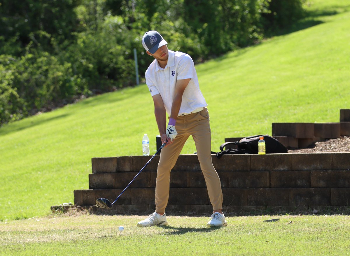 Midway through the final round, Tyler Nickol is still holding on to the individual lead at the G-MAC Championships! As a team, Wesleyan is still holding on to a tight lead. As a reminder, the top two teams after three rounds will compete for the title via match play tomorrow.