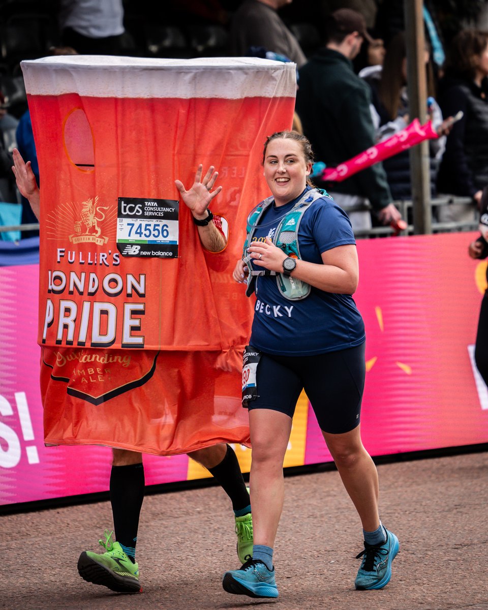 Who spotted our speedy pint on Sunday at the @LondonMarathon?! A phenomenal effort from Scott. Running in these costumes is seriously tough, and seeing him give it his all alongside his wife, Rebecca, was outstanding. ❤️👏 #SupportWithPride #LondonMarathon