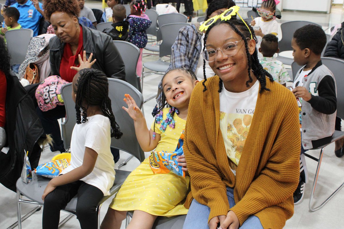 FBGNCenter's tweet image. 🌷🎶 Spring has sprung, and our preschoolers have sung! 🎶🌼 Huge thanks to all the parents for showering our babies with love and support. Let's cherish these sweet moments together! 💖 #PreschoolRecital #SpringTimeSerenade #ParentLove
